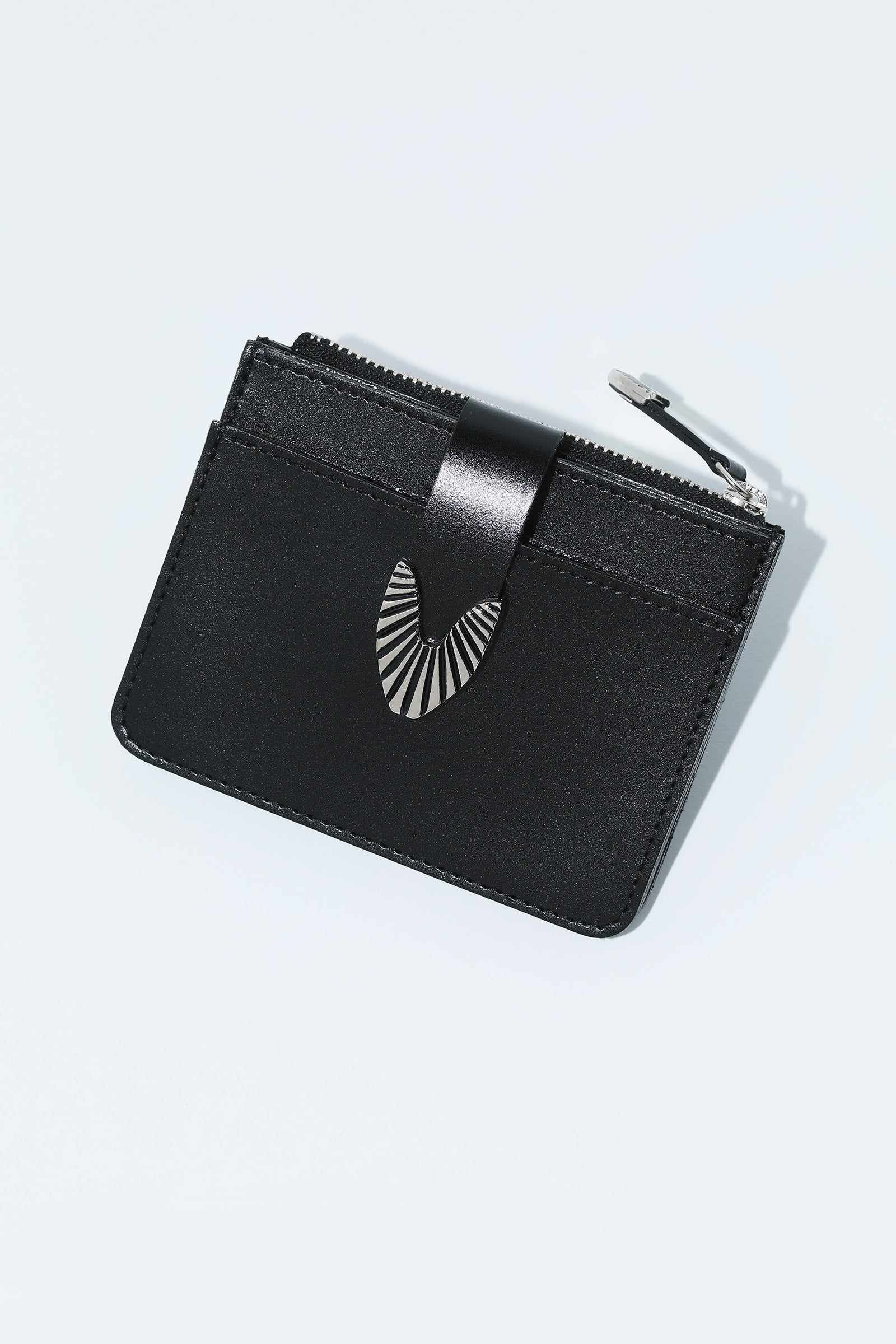 TOGA ARCHIVES Leather wallet studs 財布 LEATHER WALLET – TOGA ONLINE STORE