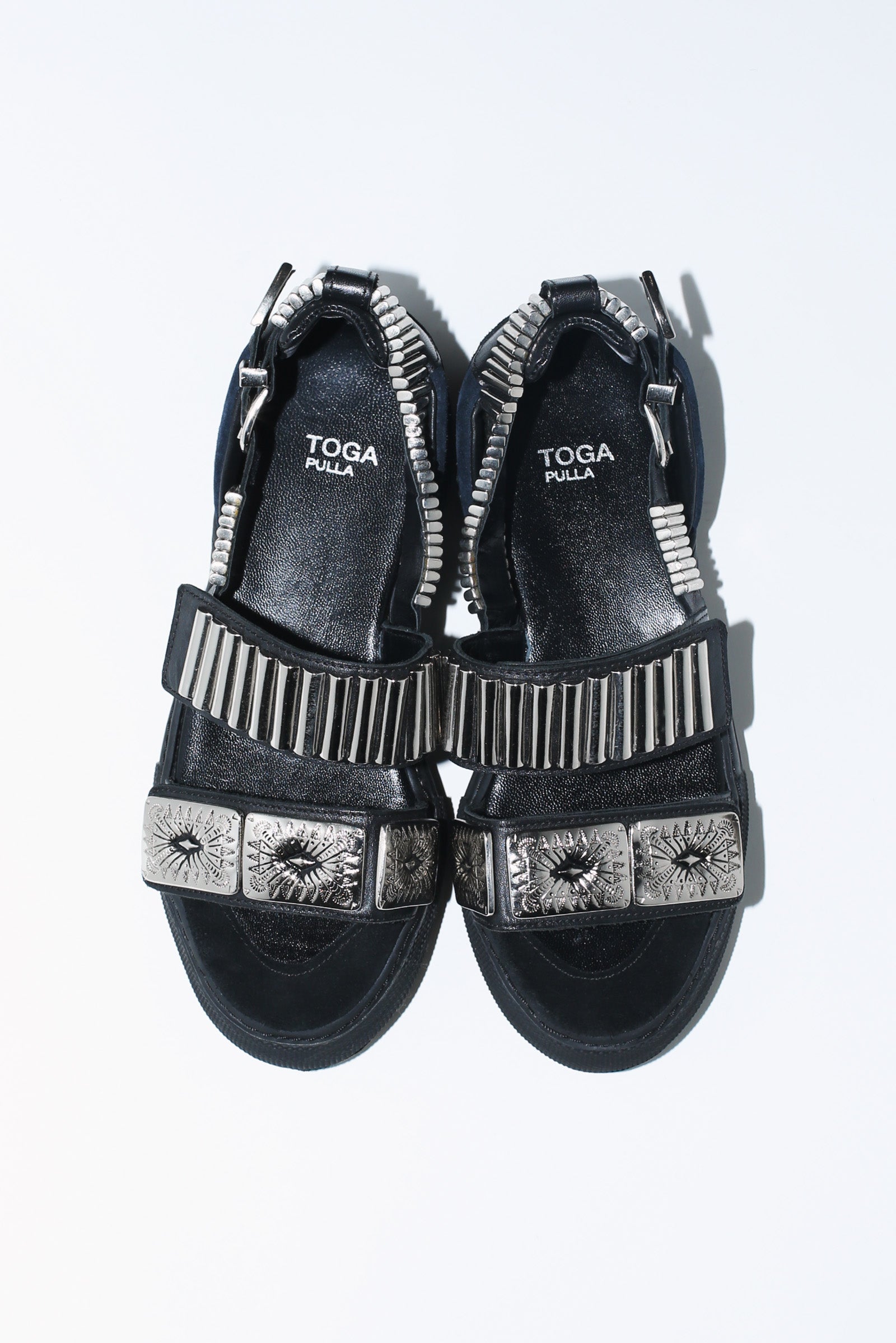 TOGA PULLA SHOE METAL SNEAKER SANDALS靴/シューズ