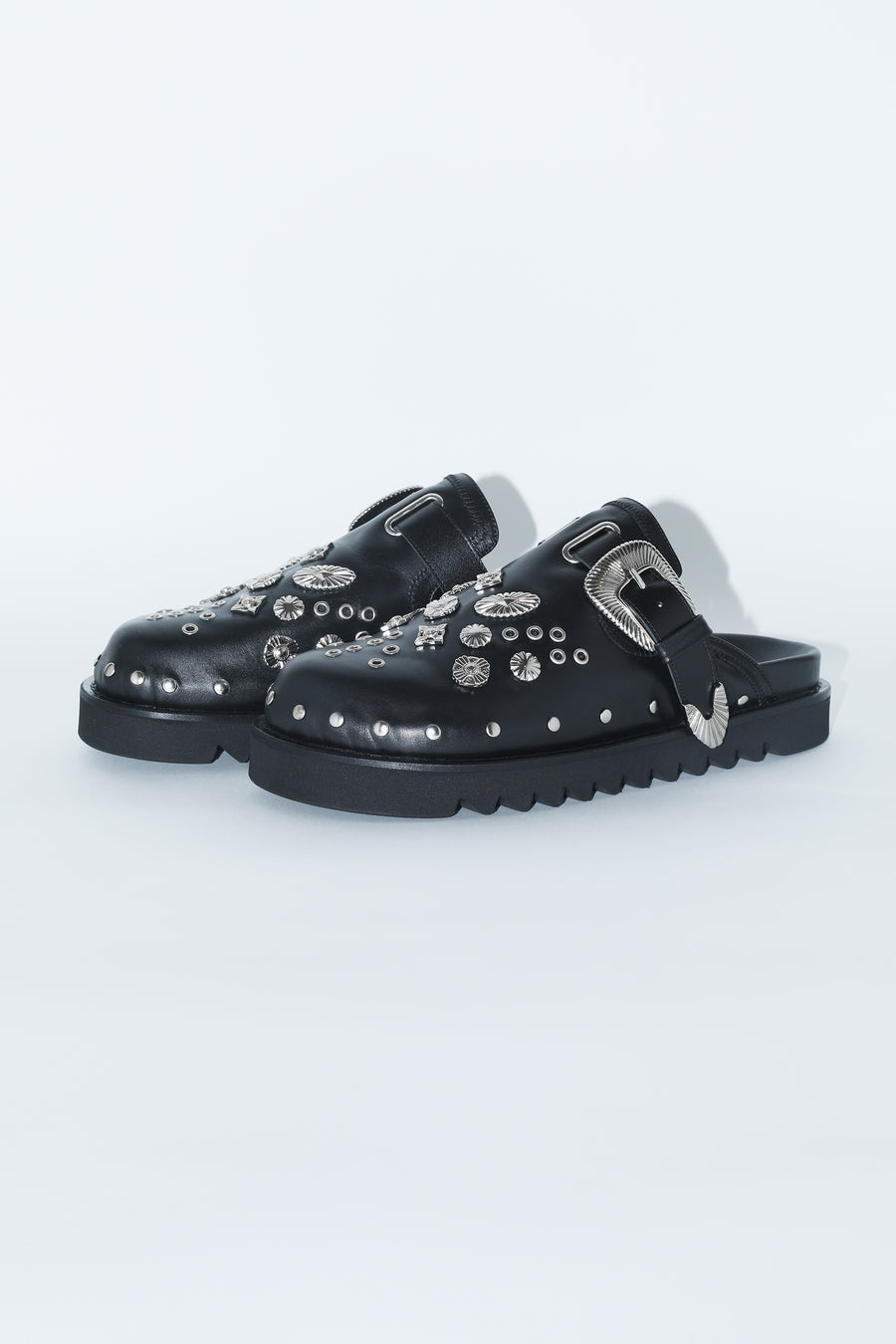 EYELET METAL SABOT(MEN)